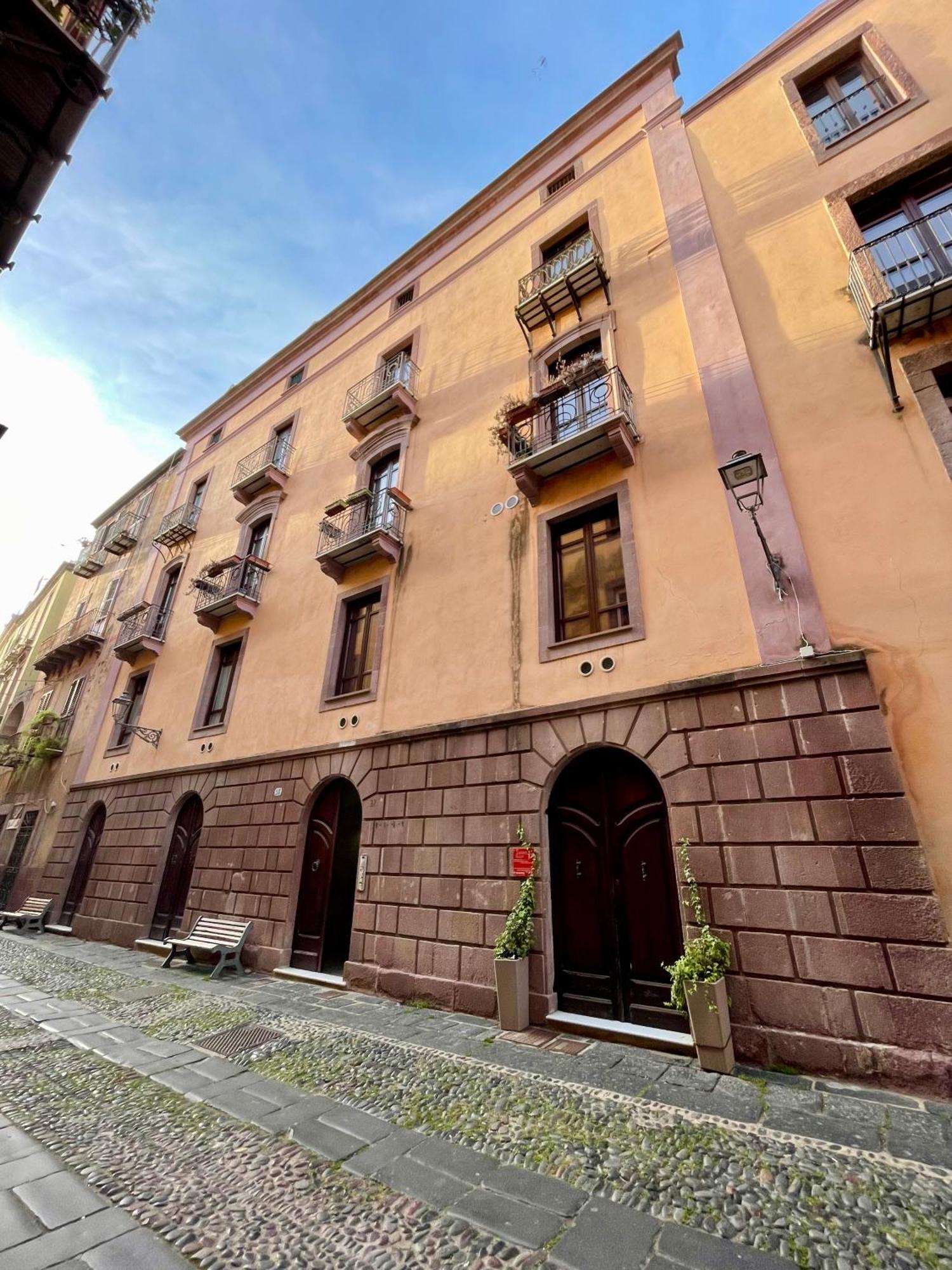 Sardinian Gallery Corso Bosa Esterno foto