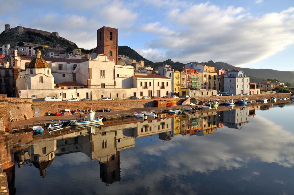 Sardinian Gallery Corso Bosa Esterno foto